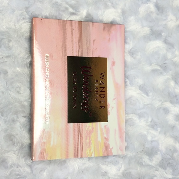Wander Beauty Blush and Highlighter Palette - Picture 2 of 2